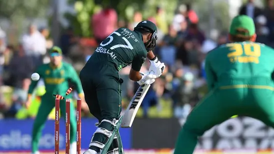 Pakistanâ€™s Abdullah Shafique sets unfortunate record with three consecutive ducks against South Africa